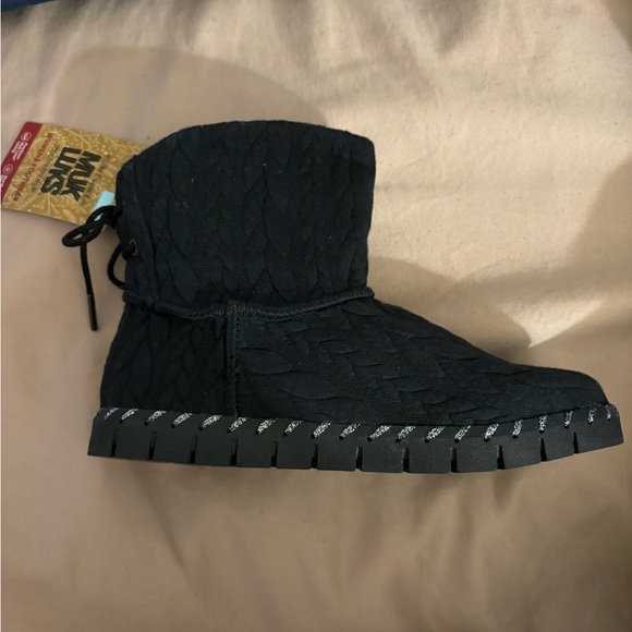 NWT MUK LUKS Women's Hoboken Cable Knit Boots - Black, Winter Size 7 - Picture 2 of 3